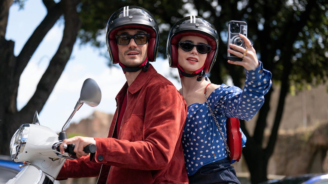Emily in Paris Goes to Rome: Lily Collins and Darren Star on What to Expect From Season 4, Part 2